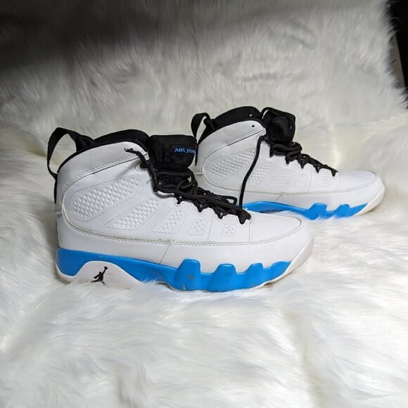Air Jordan Men\'s  Style 302370-401 White Blue Size 9.5